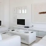 Arka Hotel