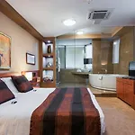 Arka Hotel