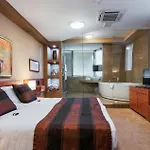 Arka Hotel