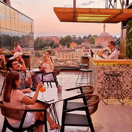 ホテル アルカ スコピエ