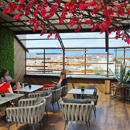 ホテル アルカ スコピエ