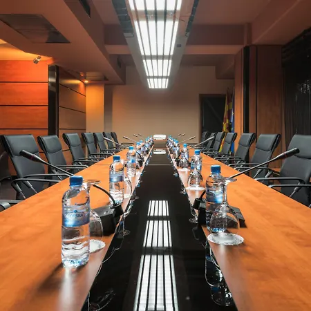 アルカ ホテル スコピエ