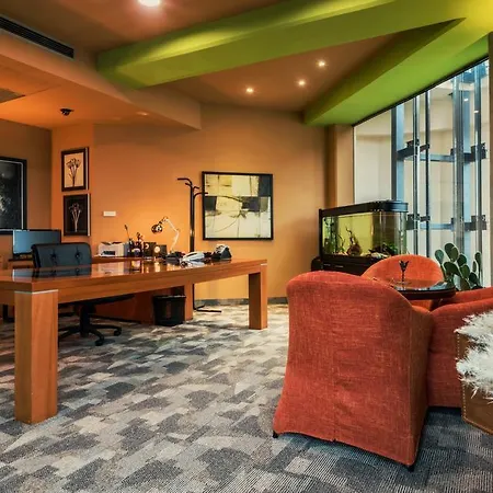 ホテル アルカ スコピエ