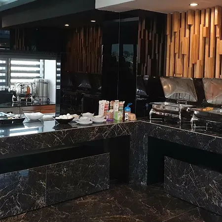 Arka Hotel